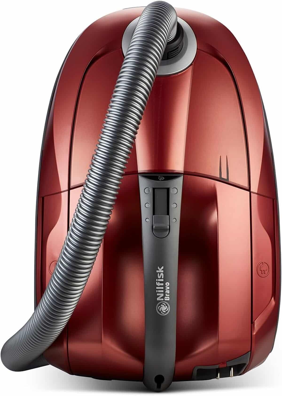 Test aspirapolvere Nilfisk Bravo: grande capacità ed efficienza